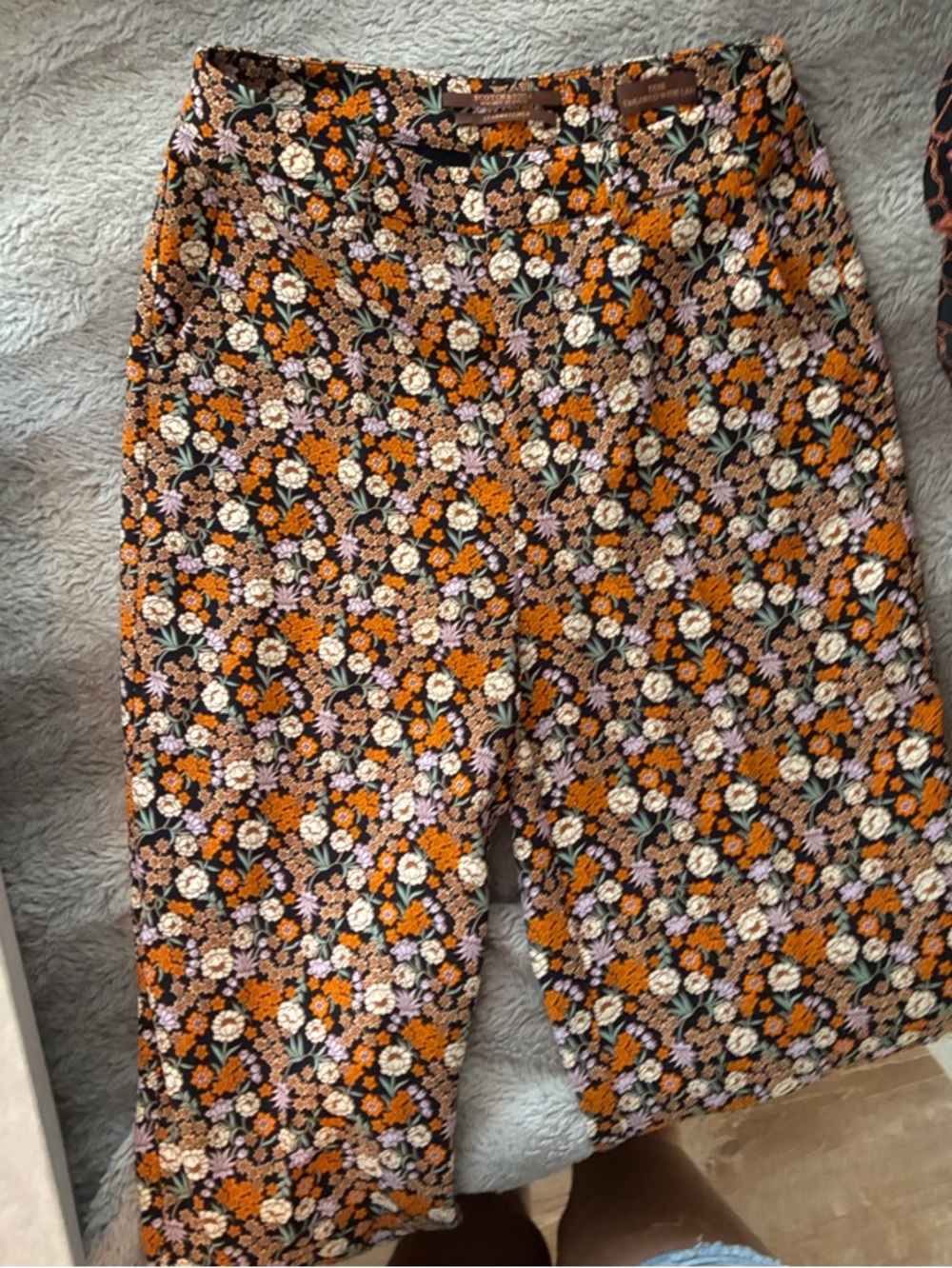 Scotch & Soda Starwatcher Edie Floral Wide-Leg Cropped Pants in Orange & Brown
